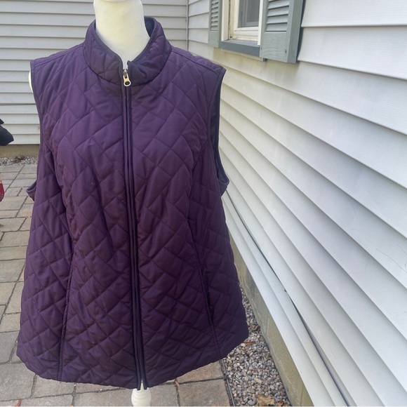 Croft & Barrow Deep Purple Quilted Vest - Picture 1 of 9